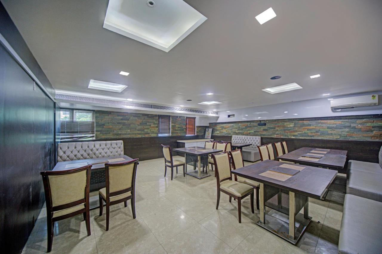 Townhouse 515 Hotel Iris T Nagar Near Shri Ayyappan Temple Chennai Esterno foto
